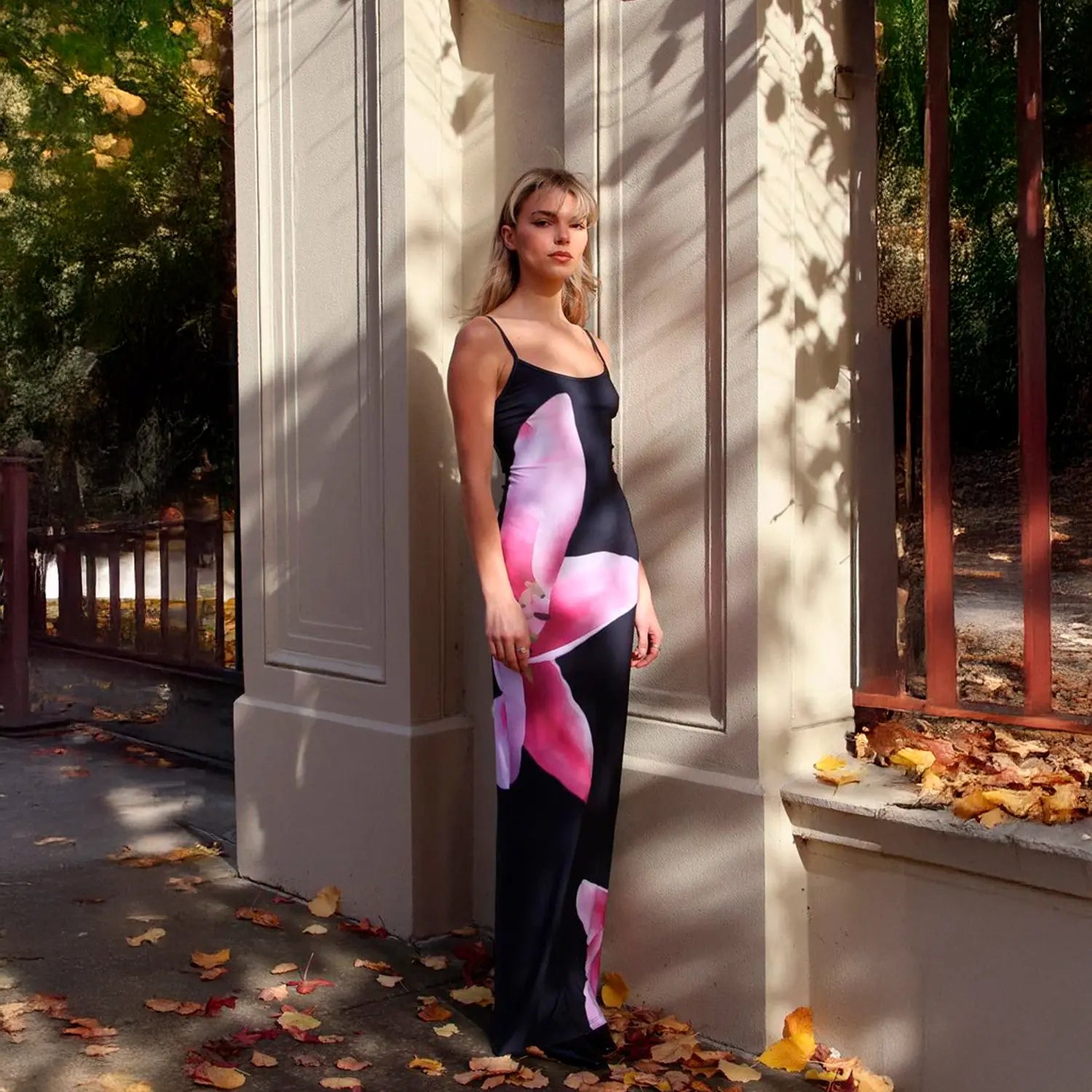 Vestido Preto Floral - Tulip