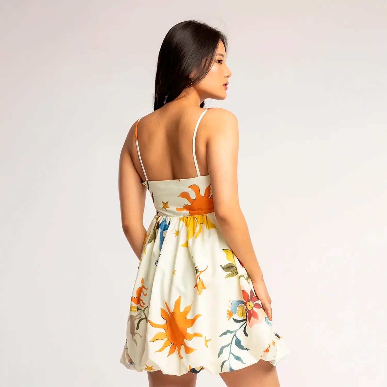 Vestido Curto Estampa de Verão - Celle