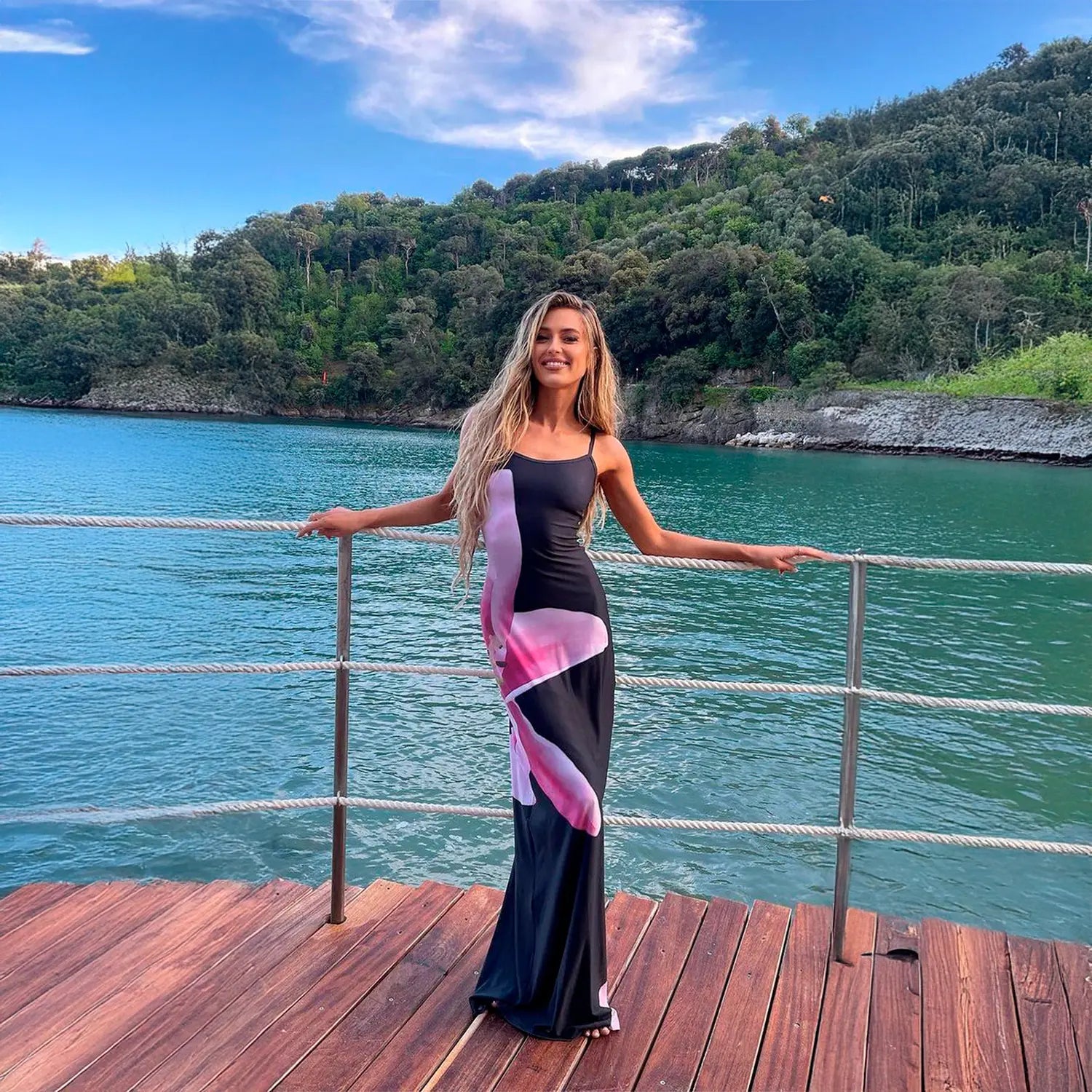 Vestido Preto Floral - Tulip